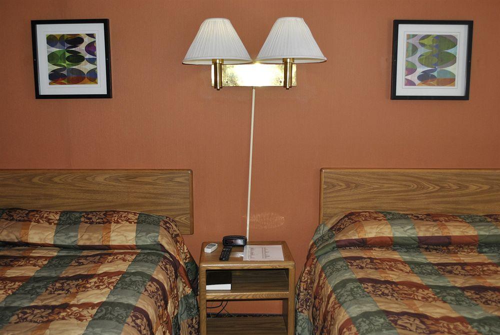 Waconia Inn And Suites Dış mekan fotoğraf