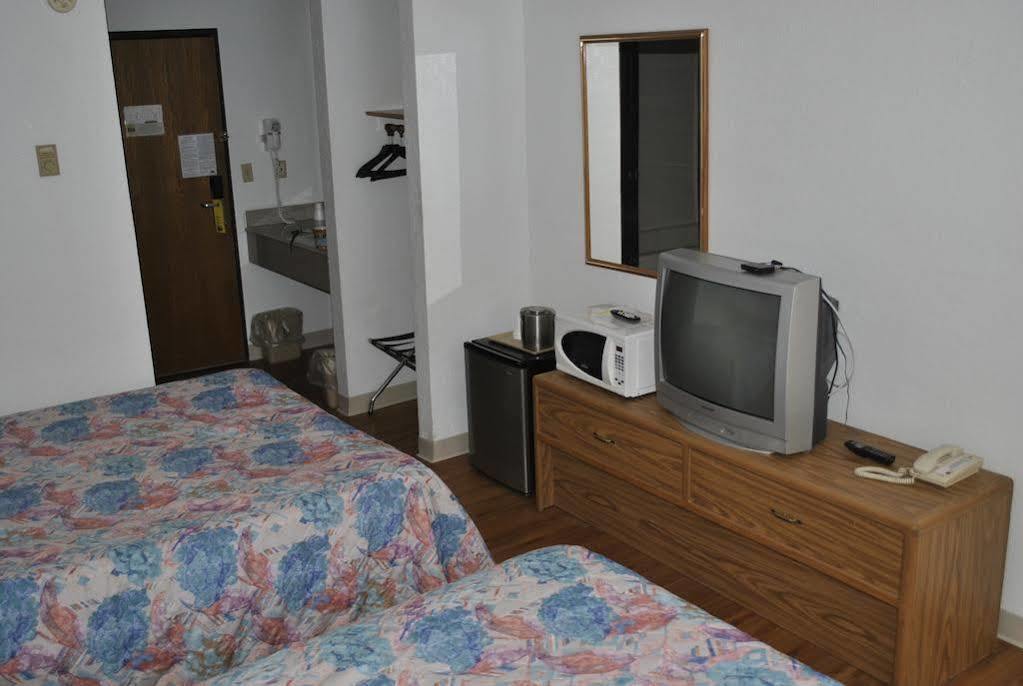 Waconia Inn And Suites Dış mekan fotoğraf