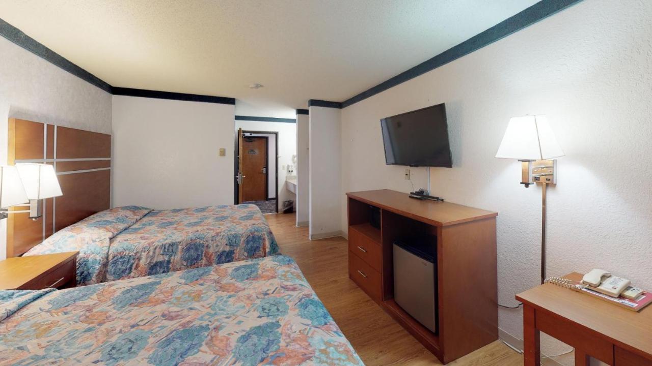Waconia Inn And Suites Dış mekan fotoğraf