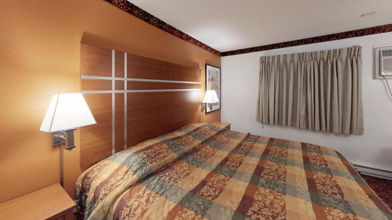 Waconia Inn And Suites Dış mekan fotoğraf
